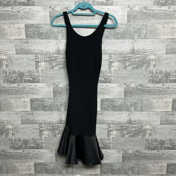 Vince Camuto Flounce Hem Dress - Picture 4 of 4